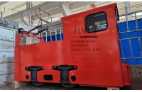 礦用架線式電機(jī)車自動(dòng)斷送電裝置由什么組成？